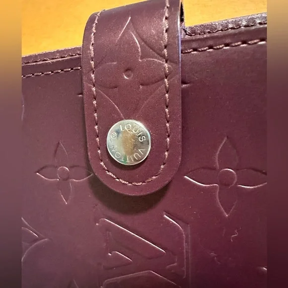 💫 Louis Vuitton RARE Matte Vernis Violet/Purple Leather PM Agenda!! - Picture 2 of 16
